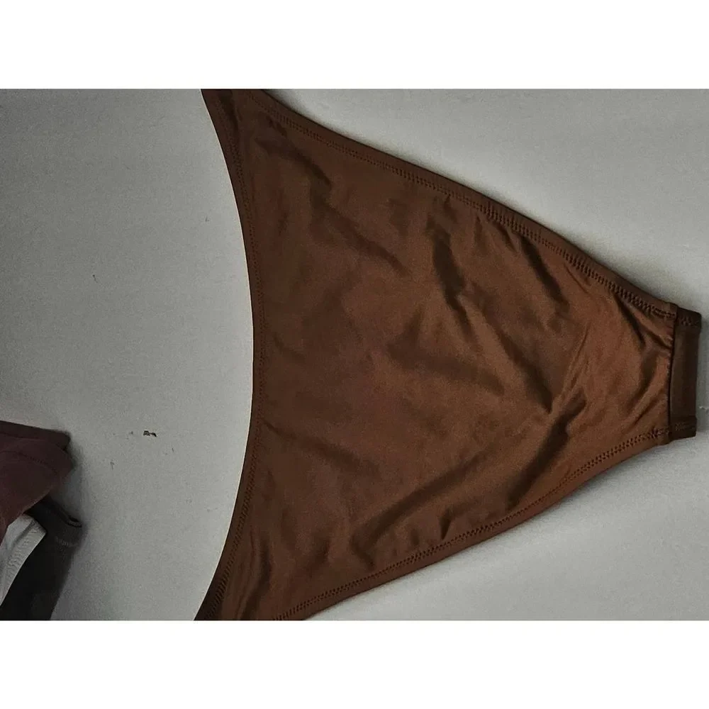 Skims TANGA swim bottom Nwt